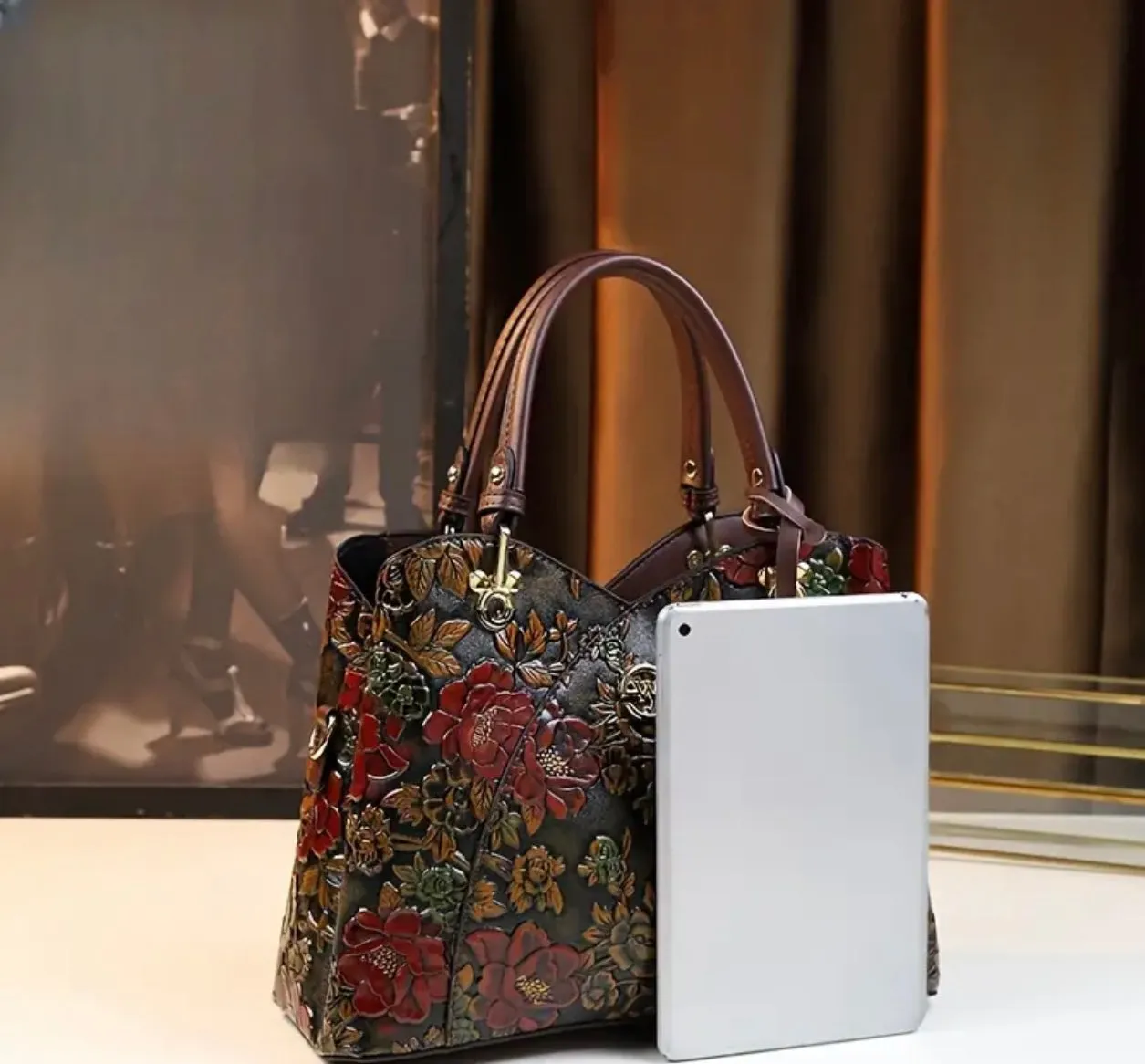 Andrea’s Deals Vintage Flower Pattern Handbag, Classic