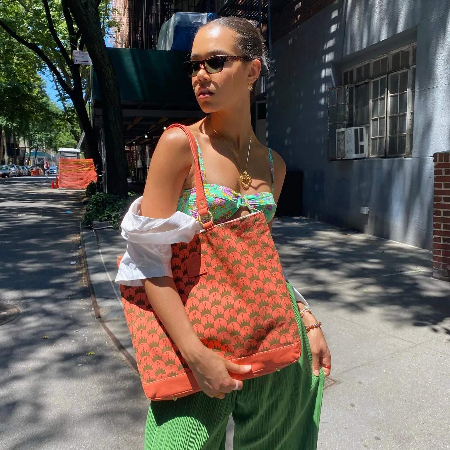 Elaine Tote in Coral