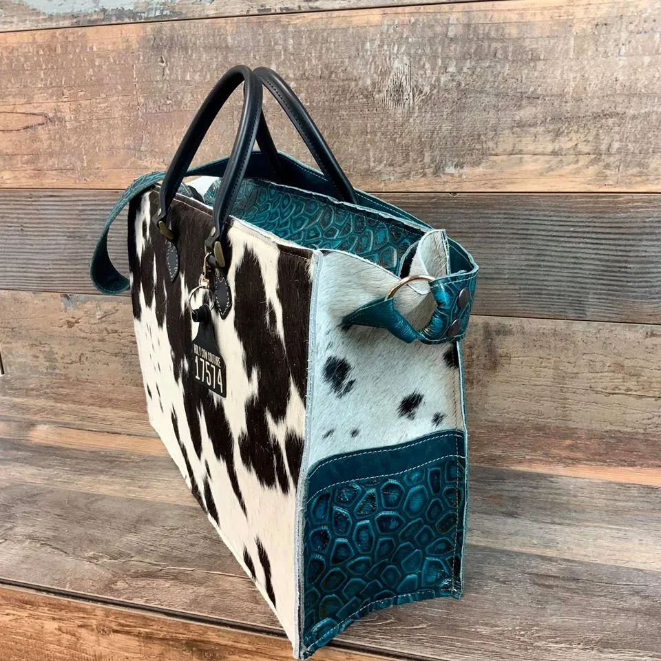 Get Outta Dodge Hybrid Tote - #17574