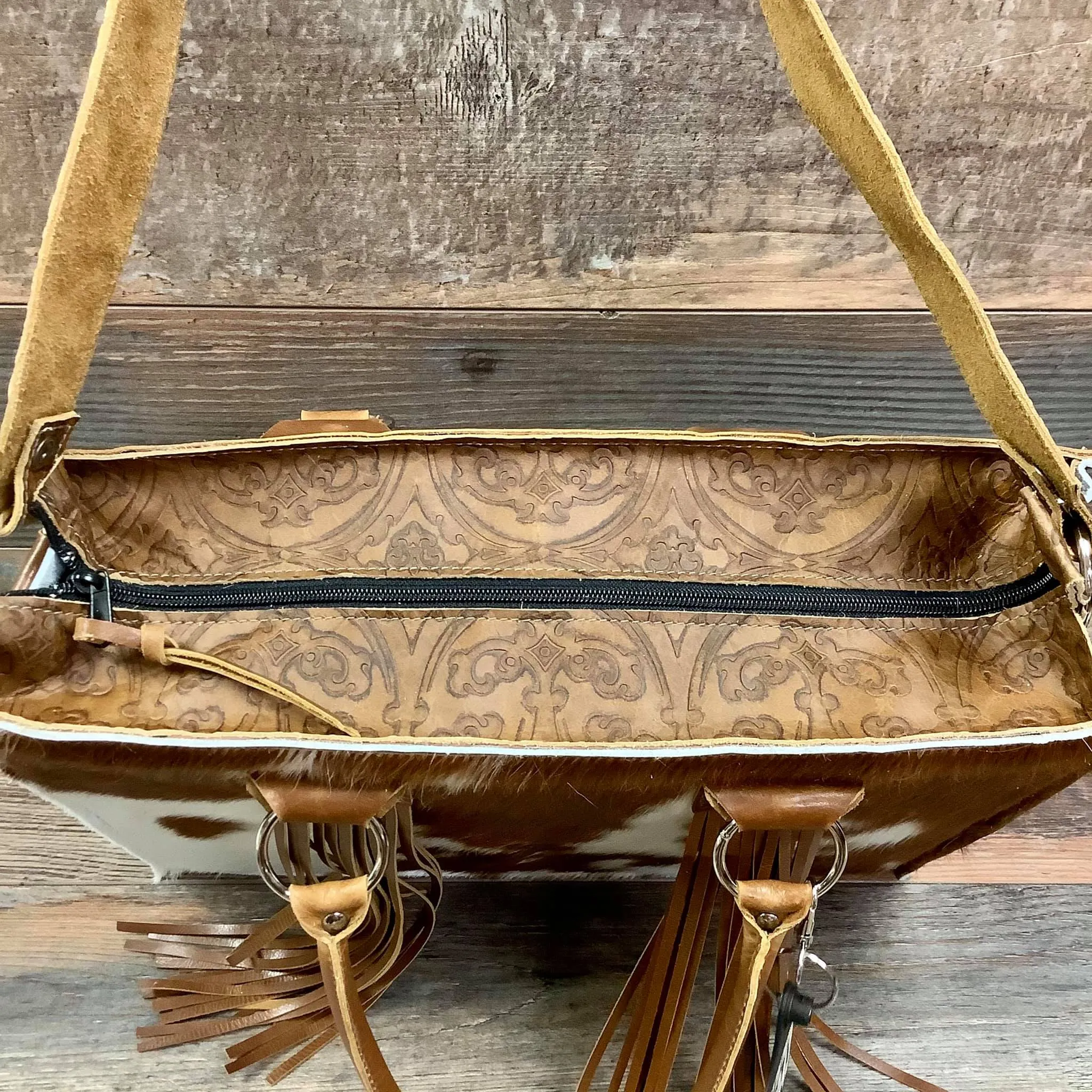 Get Outta Town Hybrid Tote - #22943