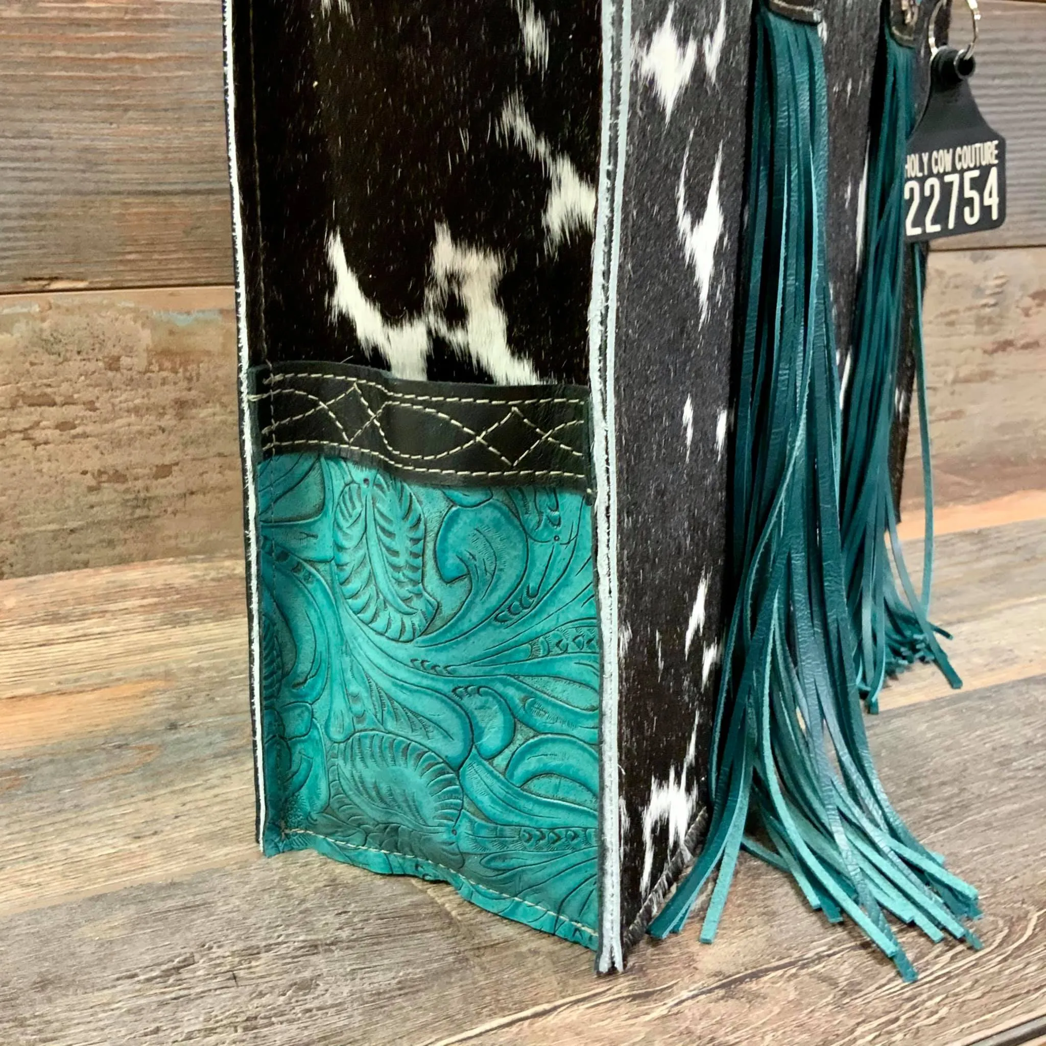 Get Outta Town Tote - #22754