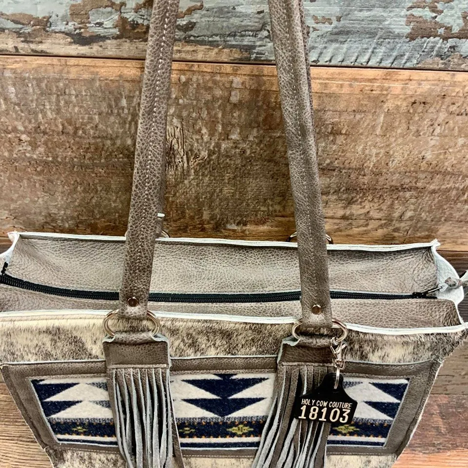 Get Outta Town Tote Pendleton® Specialty Collection - #18103