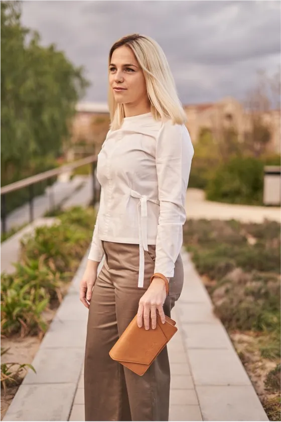 Hybrid Vegan Multifuncional Vegan Bag Camel