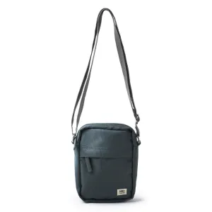 ROKA recycled canvas dog walking bag