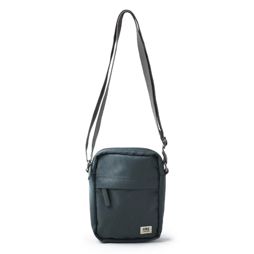 ROKA recycled canvas dog walking bag