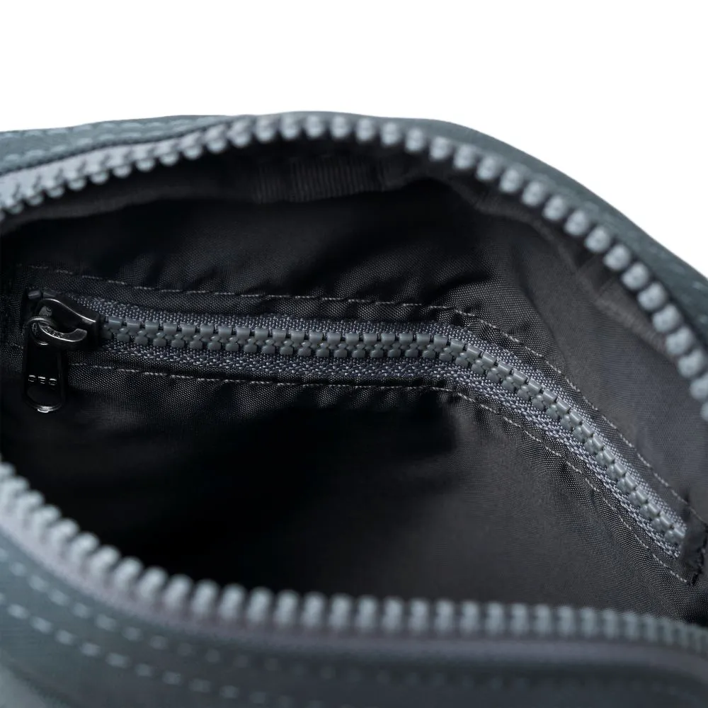 ROKA recycled canvas dog walking bag