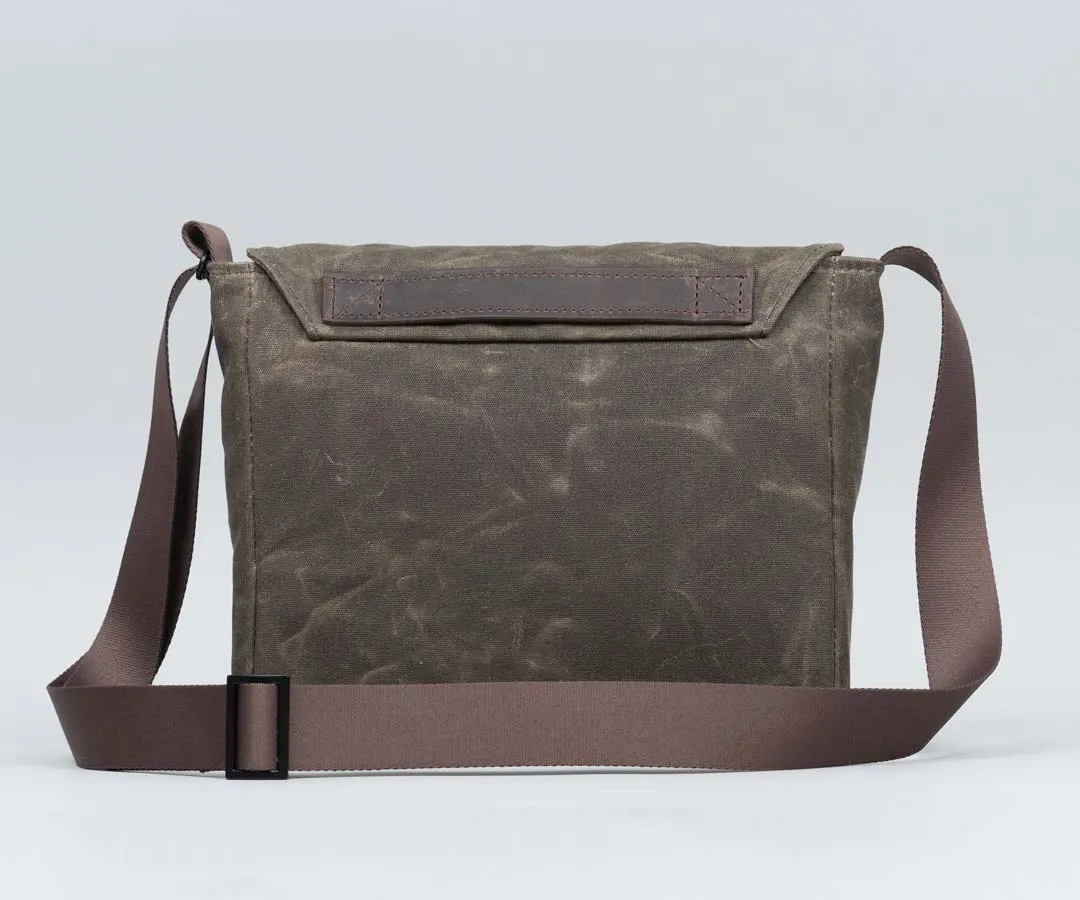 Shinjuku Messenger Bag