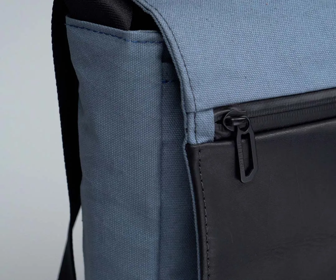 Shinjuku Messenger Bag