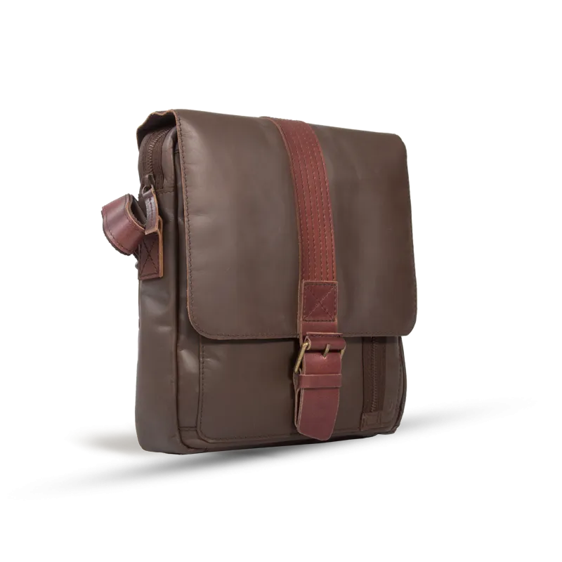 UBERBAG DARK BROWN LEATHER MILITARY SMALL N/S MESSENGER / MAN BAG