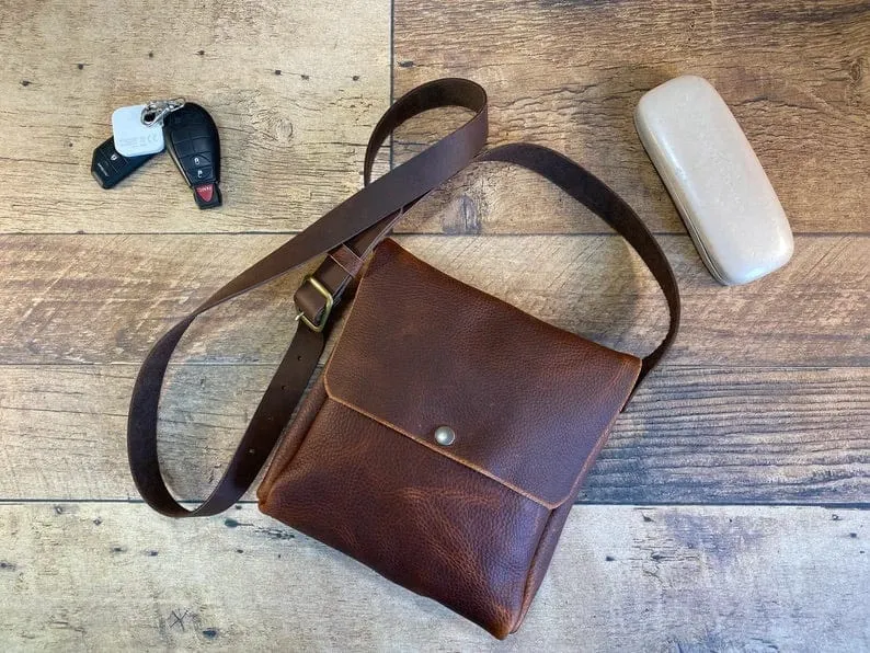 Unisex Genuine Leather Messenger Cum Sling Bag